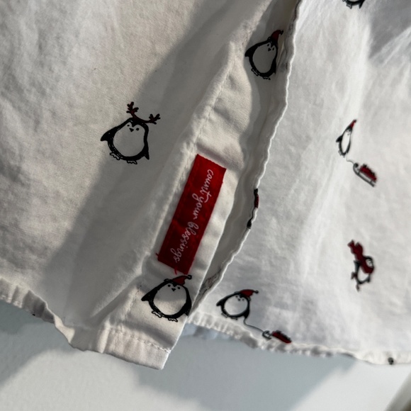 Denim & Flower “Holiday Cheer” Penguin Print Button-Up Shirt – White (XL) - Picture 4 of 6